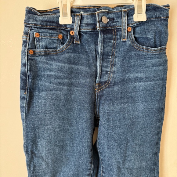 Levi's Women's Wedgie Straight Jeans - Picture 4 of 6